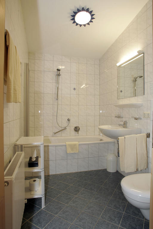 Hotel Sonne Sankt Johann in Tirol Rum bild