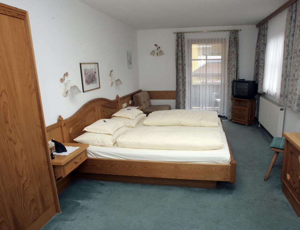Hotel Sonne Sankt Johann in Tirol Rum bild