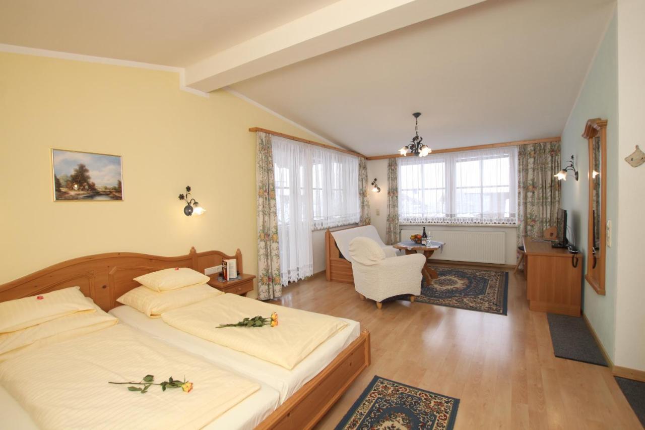 Hotel Sonne Sankt Johann in Tirol Exteriör bild